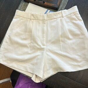 NWT Abercrombie and Fitch Ultra High Rise Shorts 4.5” Inseam Size 33 (16)